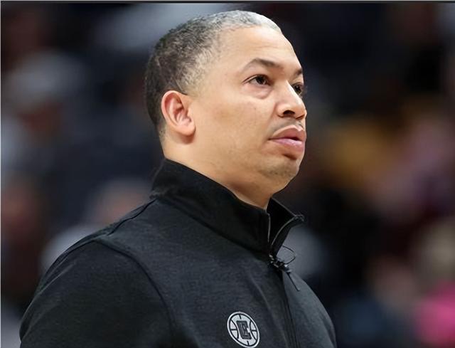 ky Sports-锡伯杜被炒引发教练圈地震 卢：时隔25年再进东决却被炒毫无道理