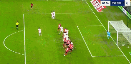 韦世豪3分钟闪击！任意球贴地斩破门，赛季第10球，6年新高