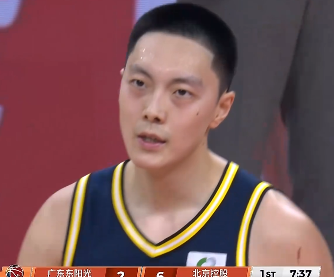 开云体育-广东被做局了？胡明轩、徐昕无缘全明星首发，广东系球员全员出局