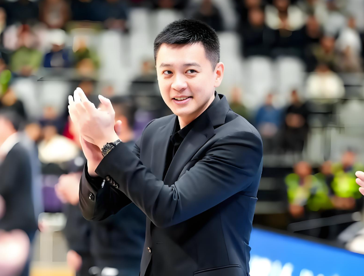 开云体育-篮球媒体人：辽宁队同意杨鸣辞职，新一任主教练锁定人选