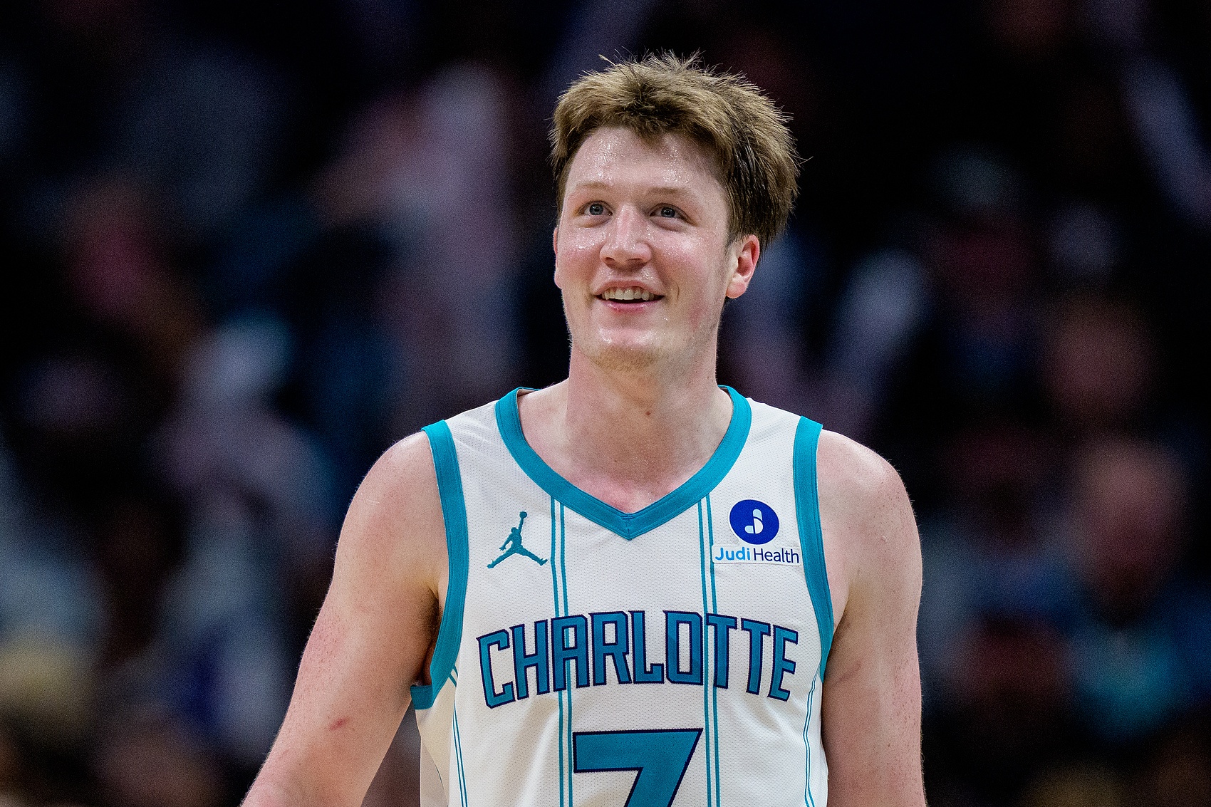 ky Sports-还有19场没打~克尼佩尔26次单场20+&amp;65%+TS 平乔丹保持的历史纪录