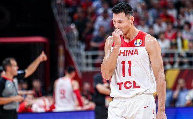 易建联现身全明星：期待早日复出 仍渴望为国效力