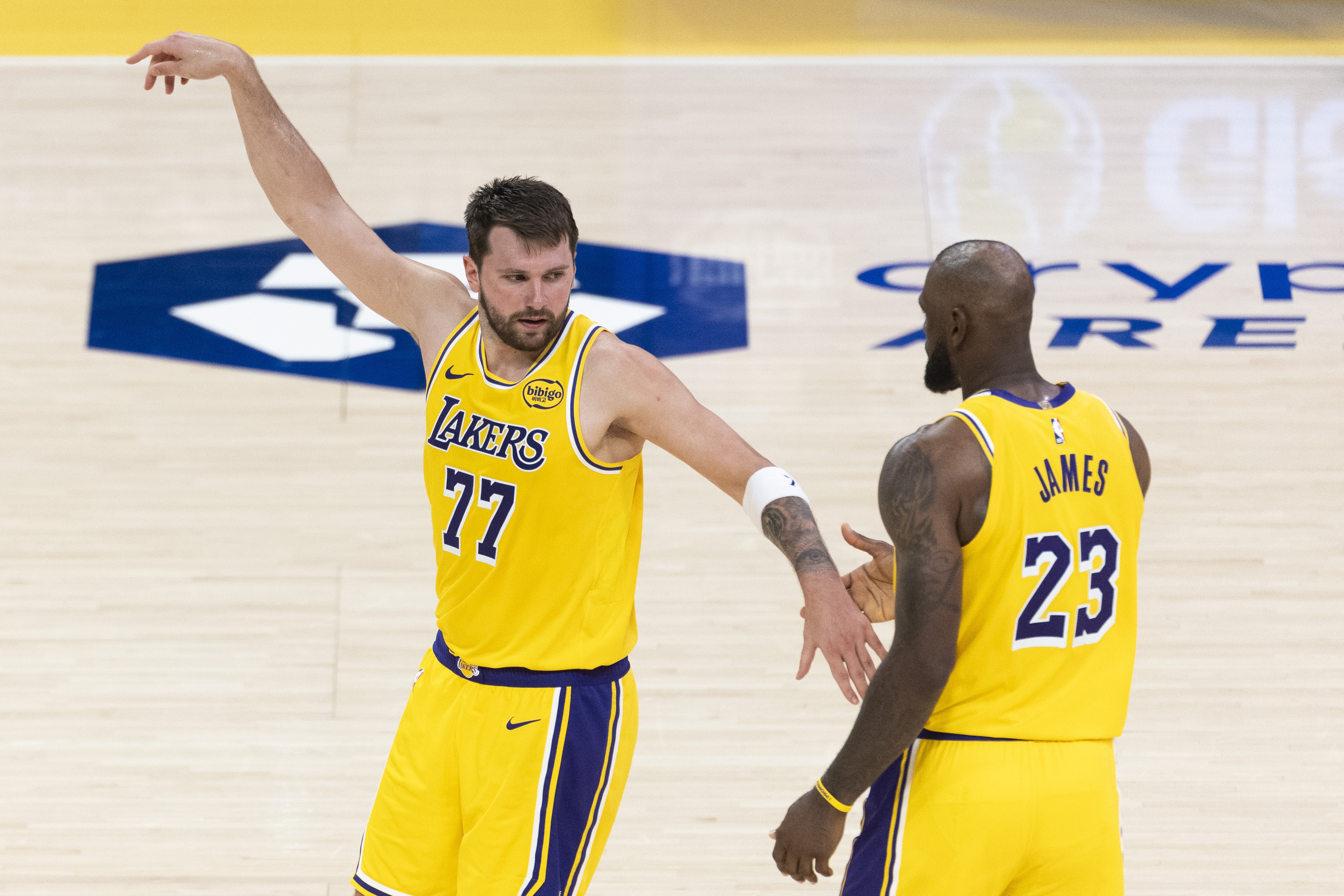 Kaiyun-生涯场均得分+篮板+助攻之和:大帅57.4断档第1 东契奇第2老詹第8