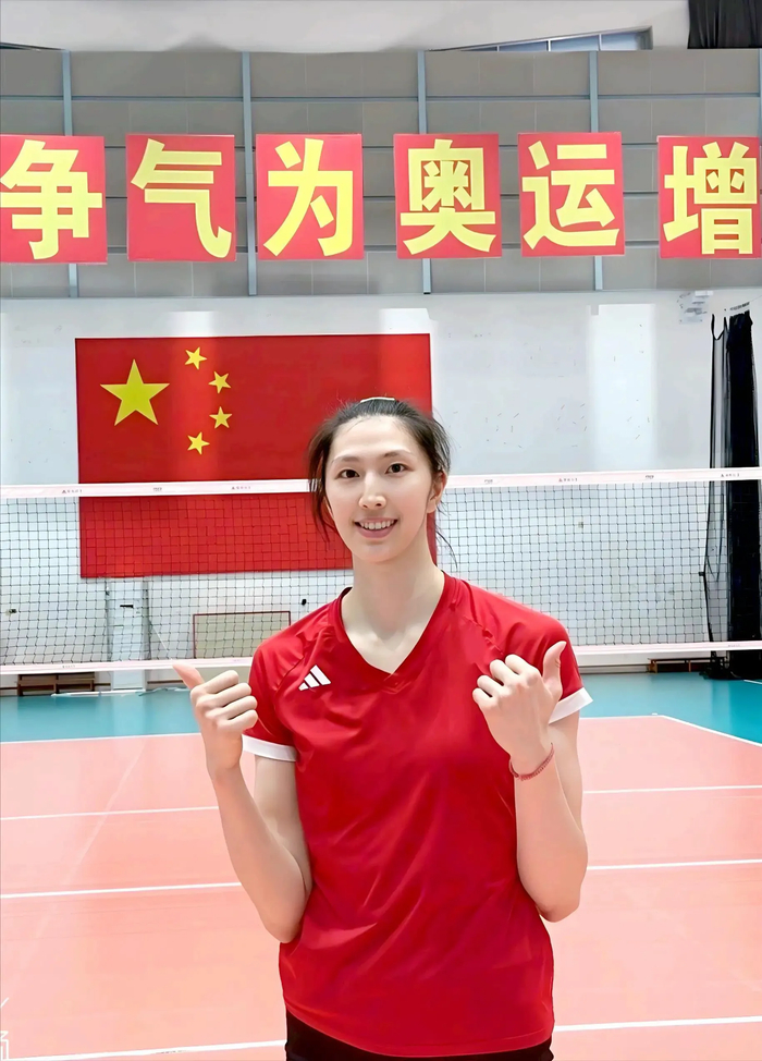 手机安全登录入口-女排留洋大潮来袭!5大国手留洋,多人跟进,但唯有一人让人着急|意甲|海外联赛|二传|加拉塔萨雷|中国女排_新浪体育_新浪新闻
